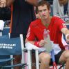 Andy Murray, très énervé, a vu son match face à l'Américain Donald Young annulé en raison de la pluie après quelques minutes de jeu le 7 septembre 2011