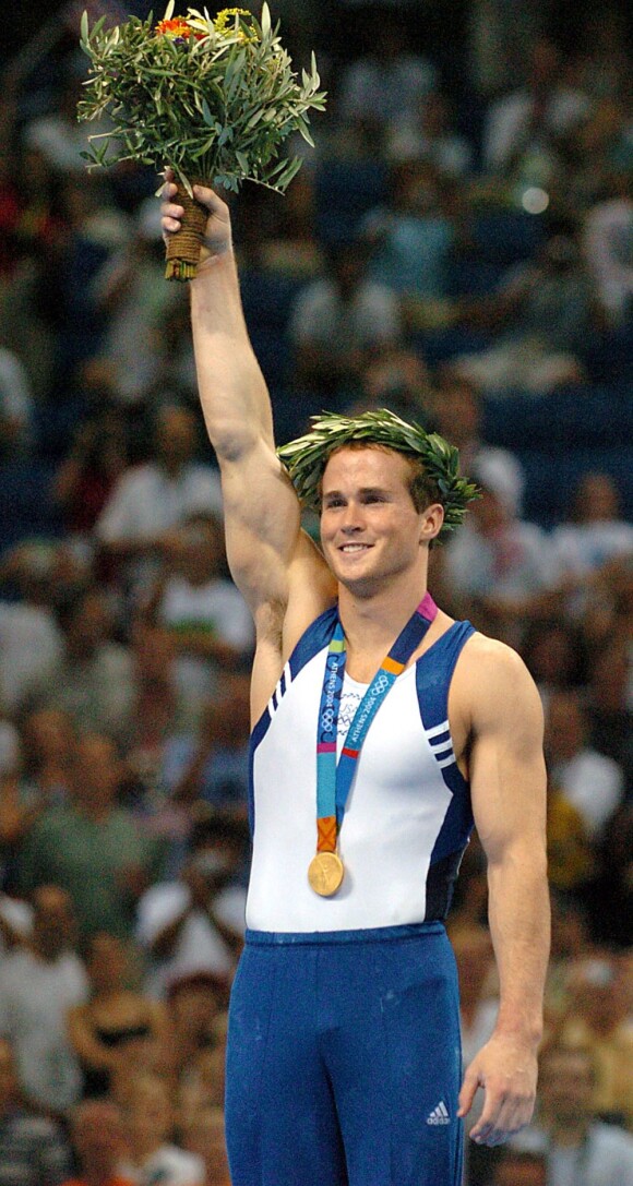 L'Américain Paul Hamm, champion olympique en 2004 à Athènes a été inculpé d'agression et comparaitra devant le tribunal le 15 septembre