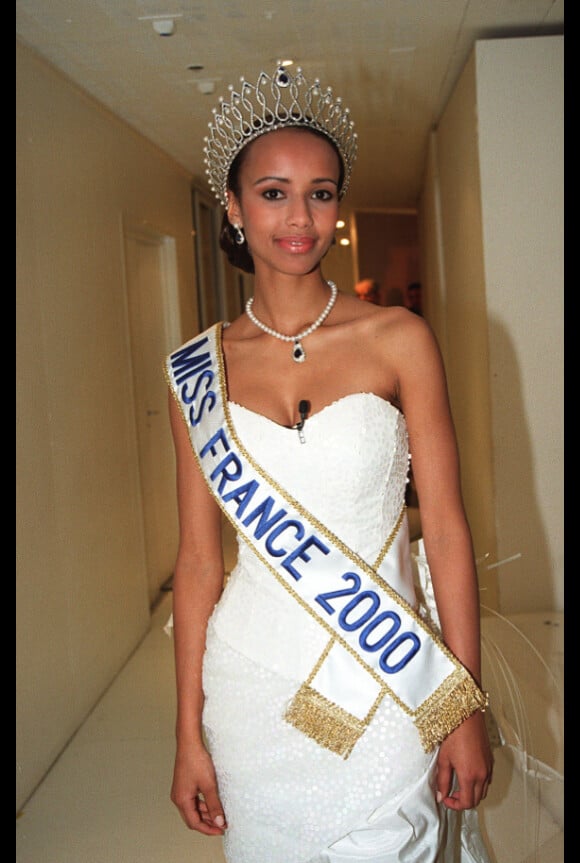 Sonia Rolland Miss France 2000 s'est classée 9ème lors de Miss Univers, ex-aequo avec Miss France 1991