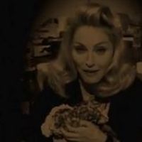 Madonna : Quand elle engueule un fan qui lui offre des fleurs