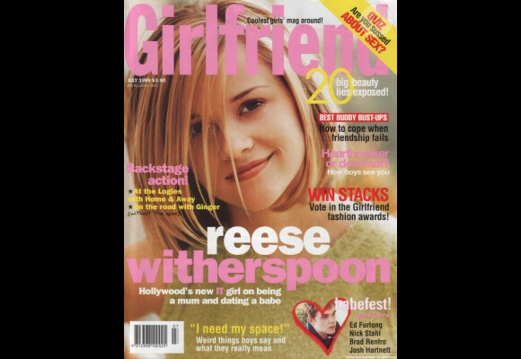 C'est une jeune Reese Witherspoon qui apparaît en couverture du magazine Gilfriend. Juillet 1999.
