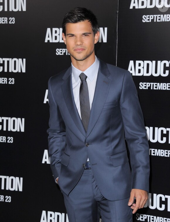 Taylor Lautner, le loup-garou de Twilight, à l'avant-première d'Identité secrète à Los Angeles, le 15 septembre 2011