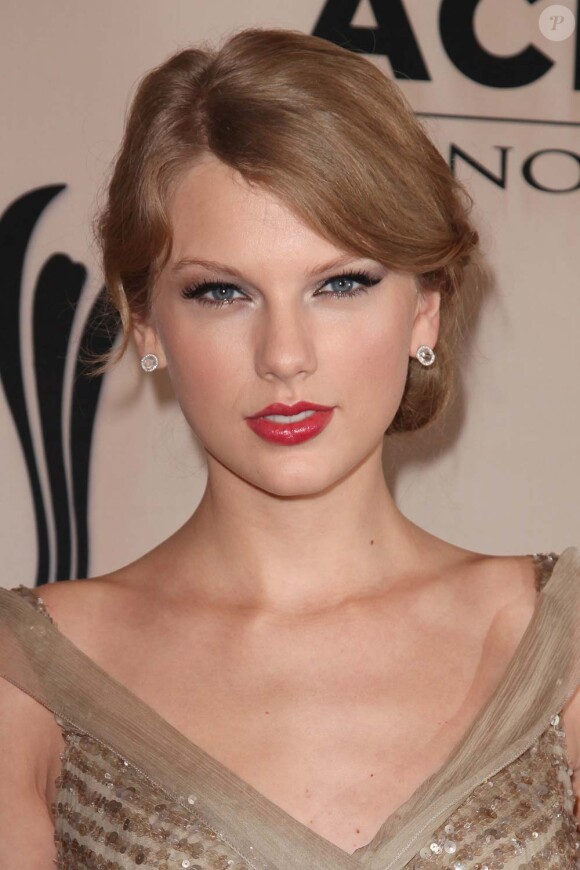 Taylor Swift à la cinquième cérémonie des ACM Special Awards, à Nashville, le 19 septembre 2011.