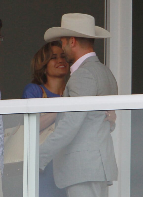 Jennifer Lopez et Jason Statham sont complices sur le tournage du film Parker à Miami, le 20 septembre 2011