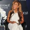 Beyoncé, enceinte, fait la promotion de son parfum Pulse chez Macy's. New York, 22 septembre 2011