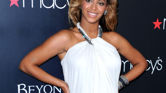 Beyoncé, enceinte, affiche son bonheur avec toujours autant de style