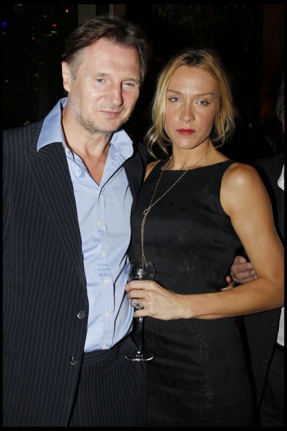 Liam Neeson et sa compagne Freya lors de l'inauguration du Mandarin Oriental Paris. 22 septembre 2011