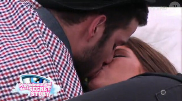 Zelko et Aurélie s'embrassent dans Secret Story 5, mercredi 28 septembre 2011 sur TF1