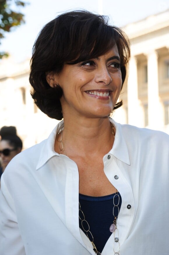 Inès de la Fressange au défilé printemps-été 2012 de Carven lors de la Fashion Week parisienne le 29 septembre 2011