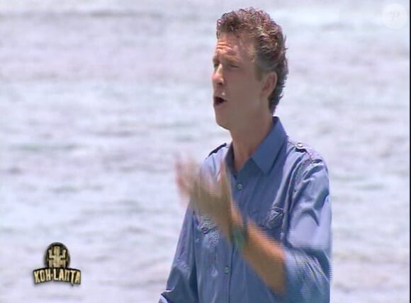 Denis Brogniart dans Koh Lanta Raja Ampat