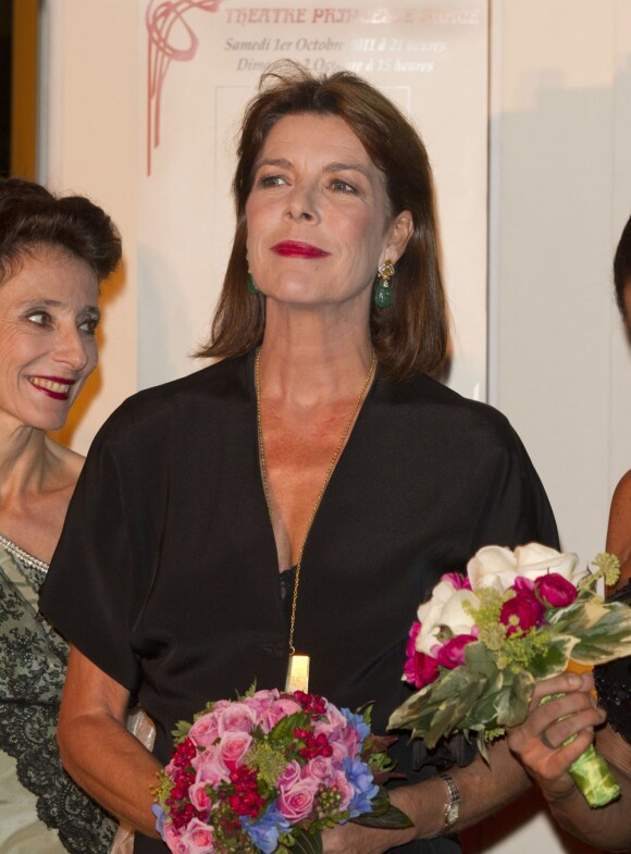 Caroline de Monaco, son frère Albert et sa soeur Stéphanie fêtent les 30 ans du Théâtre Princesse Grace. 3 octobre 2011
