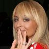 Nicole Richie a crée un attroupement impressionnant, rassemblant paparazzis et fans, à la sortie du défilé Louis Vuitton printemps-été 2012. Paris, le 5 octobre 2011.