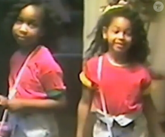 Beyoncé, 5 ans, avec sa soeur Solange. 