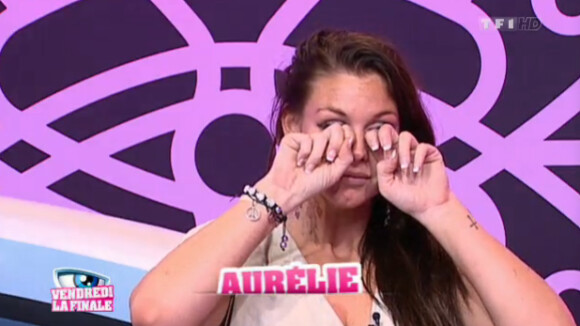 Secret Story 5 : Aurélie en larmes après la révélation du secret de Rudy !