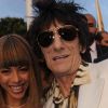 Ronnie Wood et Ana Araujo, à Cannes, le 18 mai 2011.