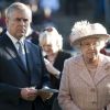 La reine Elizabeth II était accompagnée par son fils le prince Andrew au British Champions Day à Ascot, le 15 octobre 2011. La journée a été riche en sensations, de la victoire du flamboyant Frankel à la grogne des jockeys avec le scandale des cravaches.