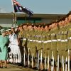 La reine Elizabeth II a atterri en Australie, à l'aéroport militaire de Canberra, mercredi 19 octobre 2011, pour sa seizième et possiblement dernière visite dans le pays.