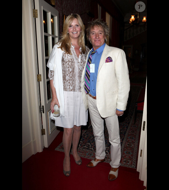Rod Stewart et Penny Lancaster en juillet 2011 à Londres