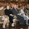 Albert II et Paola de Belgique, entourés de la reine Fabiola, la princesse Mathilde, la princesse Astrid et le prince Lorenz, donnaient un concert et une réception en l'honneur des bénévoles belges, mercredi 26 octobre 2011 au palais, à Bruxelles.