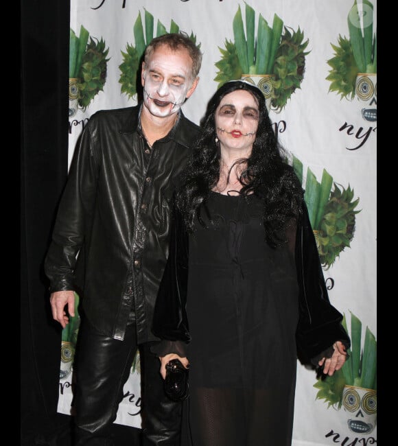 John McEnroe et Patti Smith lors du 16e gala d'Halloween au profit du New York restoration project de Bette Midler à New York le 28 octobre 2011 dans l'enceinte de l'hôtel Waldorf Astoria