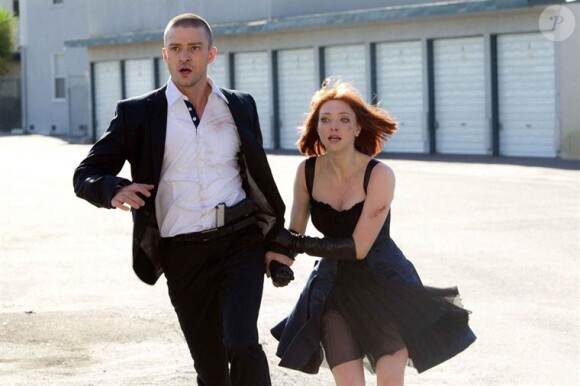 Justin Timberlake et Amanda Seyfried dans Time out.