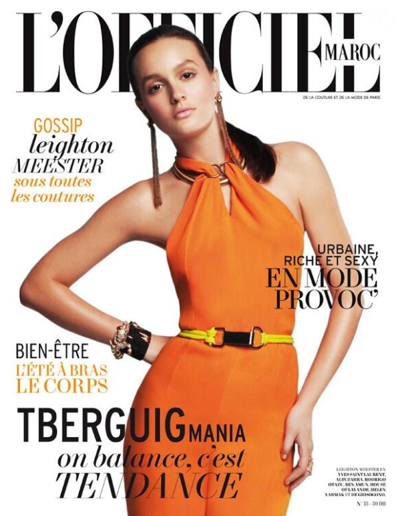 Leighton Meester, rayonnante en Yves Saint Laurent et ceinture Altuzarra pour sa couverture de L'Officiel. Avril 2011.