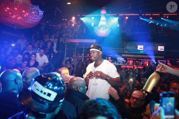 50 Cent à la Fabrik Club, à Lille, le 30 octobre 2011