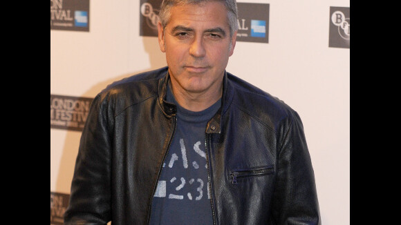 George Clooney explique comment il s'envoie en l'air avec Sandra Bullock