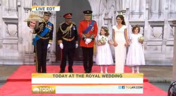 Le trublion du Today Show de NBCNews Matt Lauer a orchestré le 31 octobre une reconstitution du mariage de William et Kate... spécial Halloween, à New York.