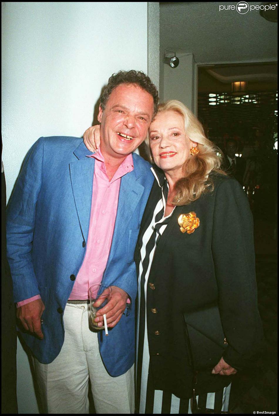 Jeanne Moreau et son fils Jérôme Richard, à Paris, en 1995. - Purepeople - Qui Est Le Fils De Jeanne Moreau