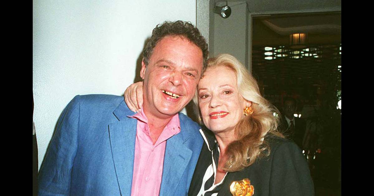 Qui Est Le Fils De Jeanne Moreau Jeanne Moreau et son fils Jérôme Richard, à Paris, en 1995. - Purepeople