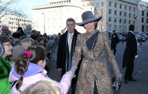 La princesse Mathilde, superbe en léopard, et le prince Philippe de Belgique arrive pour la cérémonie du Te Deum en la cathédrale des Saints Michel-et-Gudule de Bruxelles, dans le cadre de la Fête du Roi, mardi 15 novembre 2011.