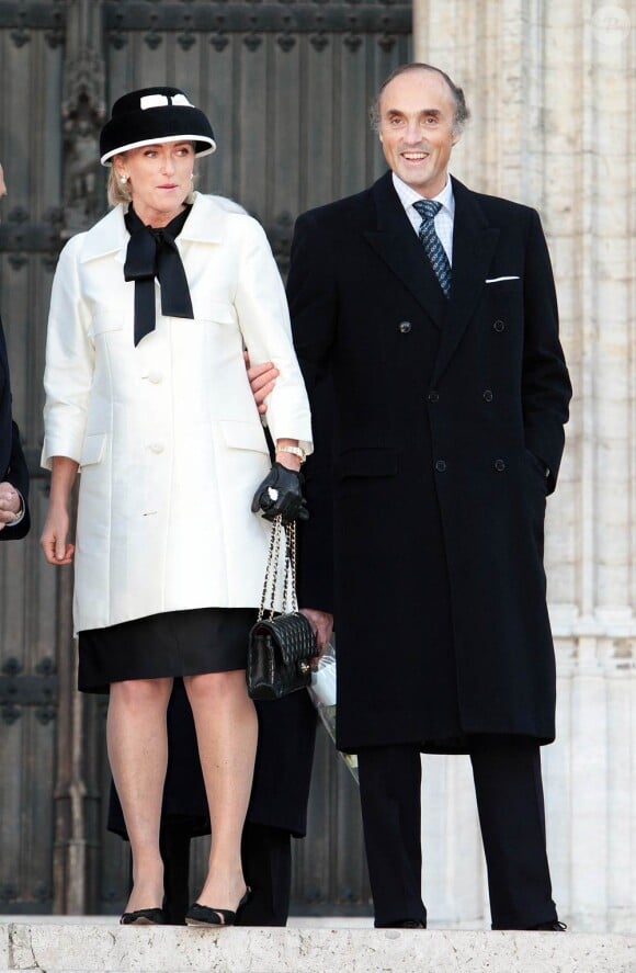 La princesse Astrid de Belgique, avec le prince Lorenz, arrive pour la cérémonie du Te Deum en la cathédrale des Saints Michel-et-Gudule de Bruxelles, dans le cadre de la Fête du Roi, mardi 15 novembre 2011.