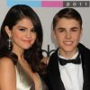 Justin Bieber et sa compagne Selena Gomez le 20 novembre 2011 aux American Music Awards à Los Angeles
