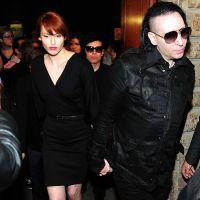 Marilyn Manson : On préfère sa nouvelle chérie à ses toiles