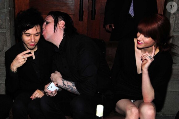 Marilyn Manson en compagnie de ses amis et de sa nouvelle petite amie à Mexico le 3 novembre 2011