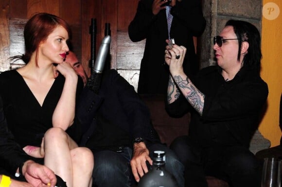Marilyn Manson en compagnie de sa chérie à Mexico le 3 novembre 2011