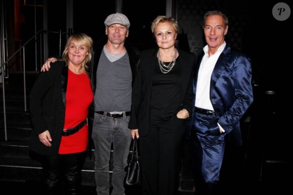 Valérie Damidot, Laurent Baffie, Muriel Robin et Tony Gomez lors de l'avant-première du film Hollywoo à Paris le 21 novembre 2011