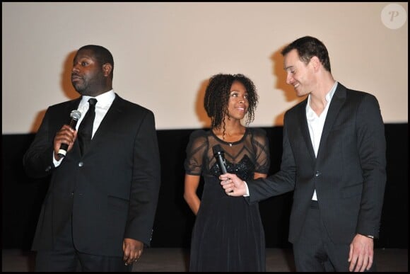 Michael Fassbender, Nicole Beharie et Steve McQueen lors de la première de Shame, au MK2 Bibliothèque, le 22 novembre 2011.