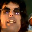 Queen -  We will rock you  - 1977.