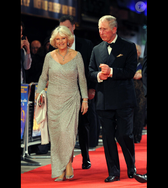 Le prince Charles et Camilla à l'avant-première de Hugo Cabret, le 28 novembre 2011 à Londres.