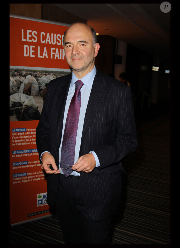 Pierre Moscovici lors du dîner de charité pour Action contre la Faim, à l'hôtel Pullman à Paris, le 29 novembre 2011