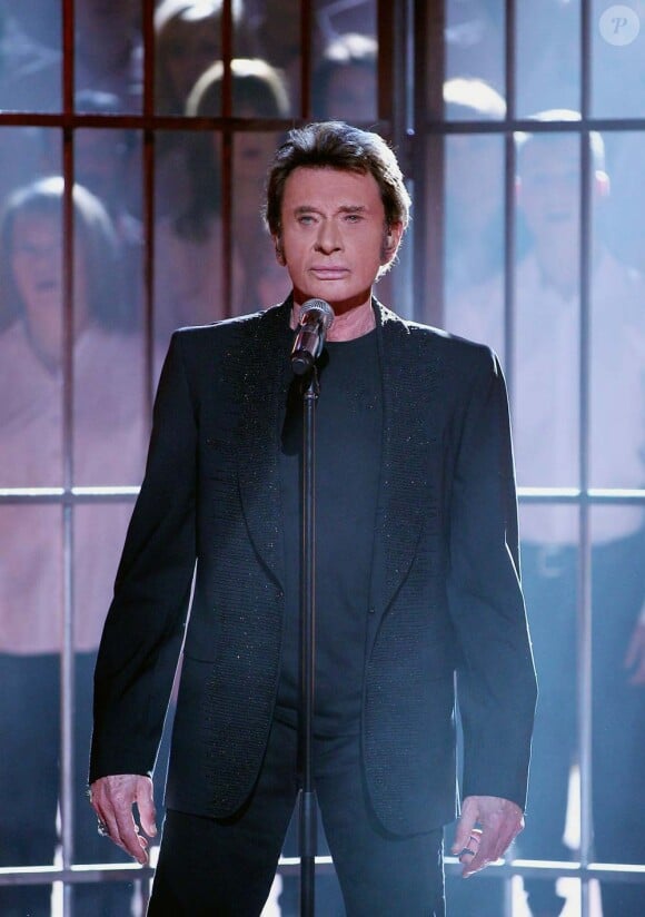 Johnny Hallyday à l'enregistrement de l'émission Les 500 choristes, sur TF1, le 20 novembre 2011.