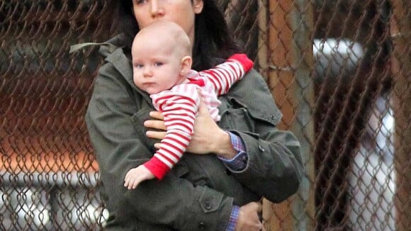 Jennifer Connelly et Paul Bettany : leur bébé Agnes dévoile sa jolie bouille