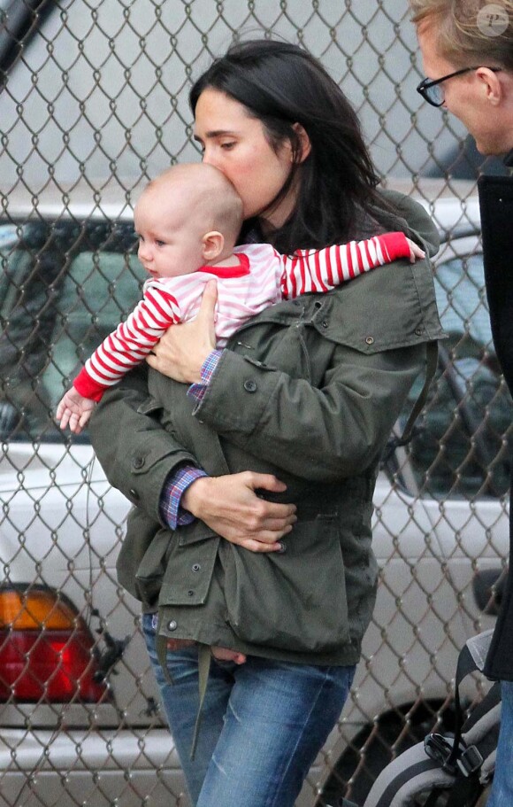 jennifer-connelly-et-paul-bettany-enfants-jennifer-connelly-la-rue