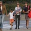 Jennifer Connelly, son fils Kai, son mari Paul Bettany et leur enfants Stellan et Agnes, à New York, le 9 septembre 2011.