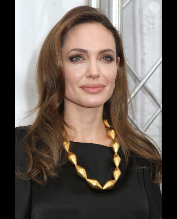 Angelina Jolie à l'avant première de In the Land of Blood and Honey à New York en décembre 2011