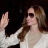 Angelina Jolie se rendant à l'enregistrement au Charlie Rose TV Show le 6 décembre 2011