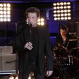 Johnny Hallyday lors de l'enregistrement de l'émission Laurent Gerra ne s'interdit rien, samedi 10 décembre 2011 sur TF1 