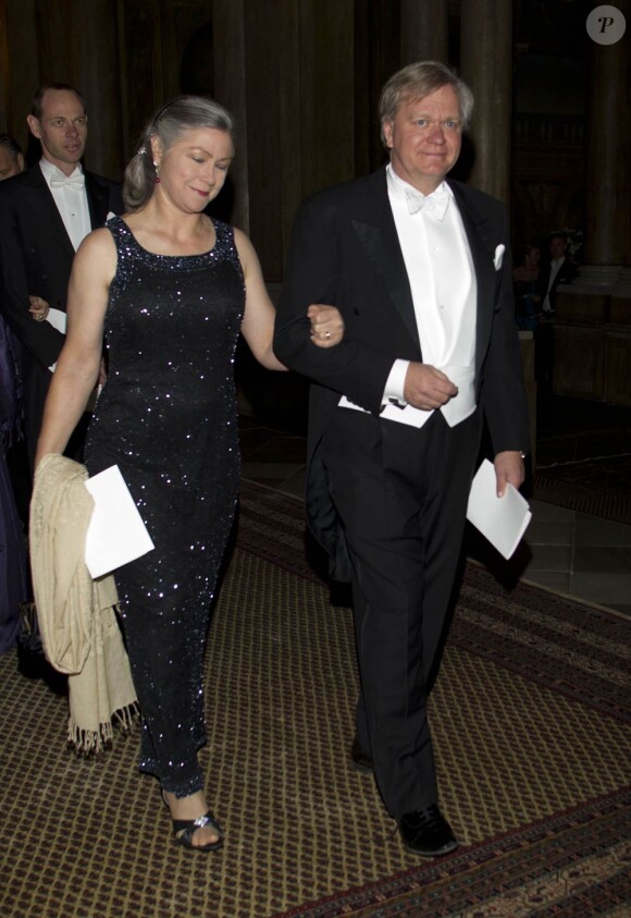 Le professeur Brian Schmidt et sa femme au palais royal de Stockholm le  11 décembre  2011 pour un dîner en l'honneur des lauréats des prix  Nobel.